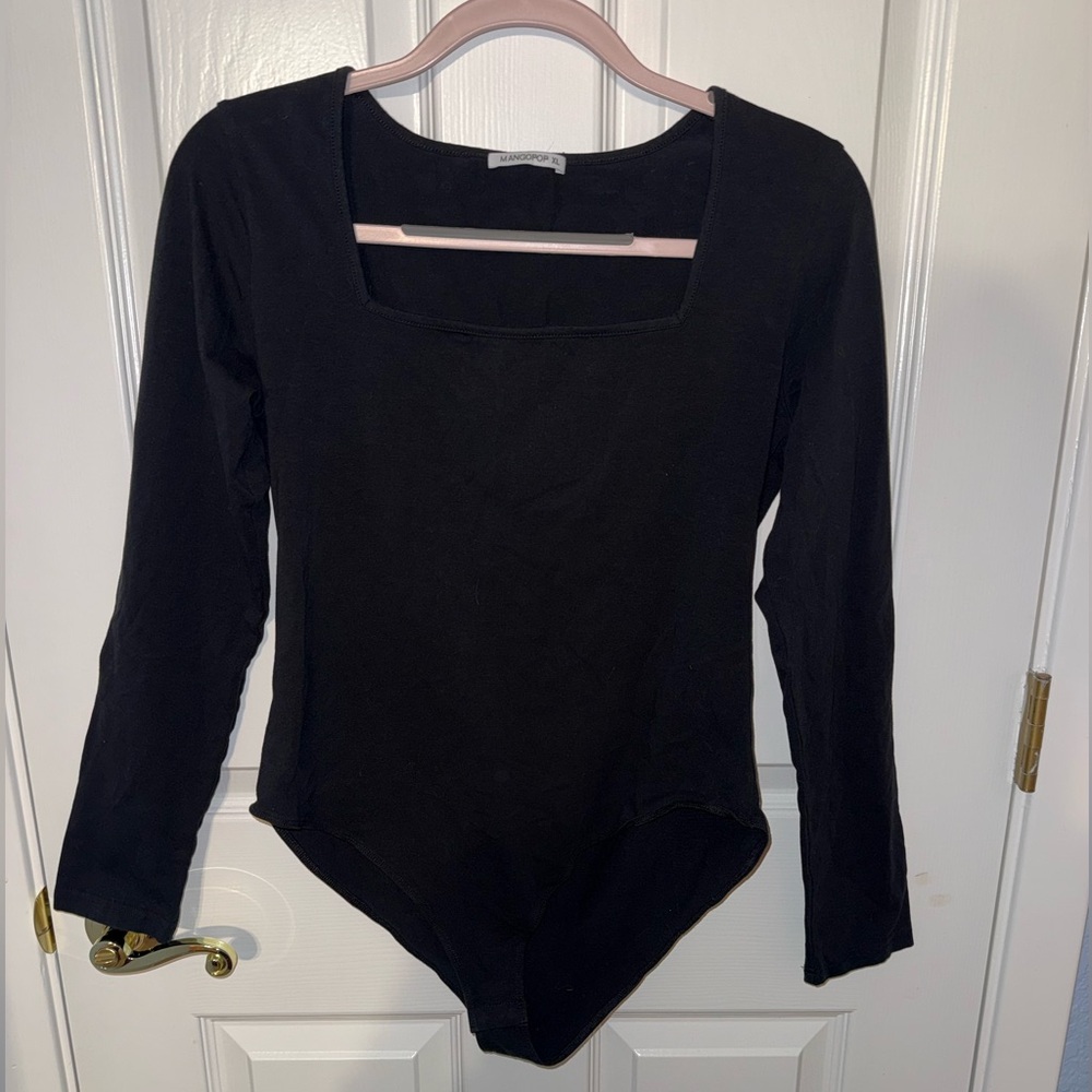 Mangopop Long Sleeve Bodysuit with Snap-Buttons. Square Neckline. Size XL